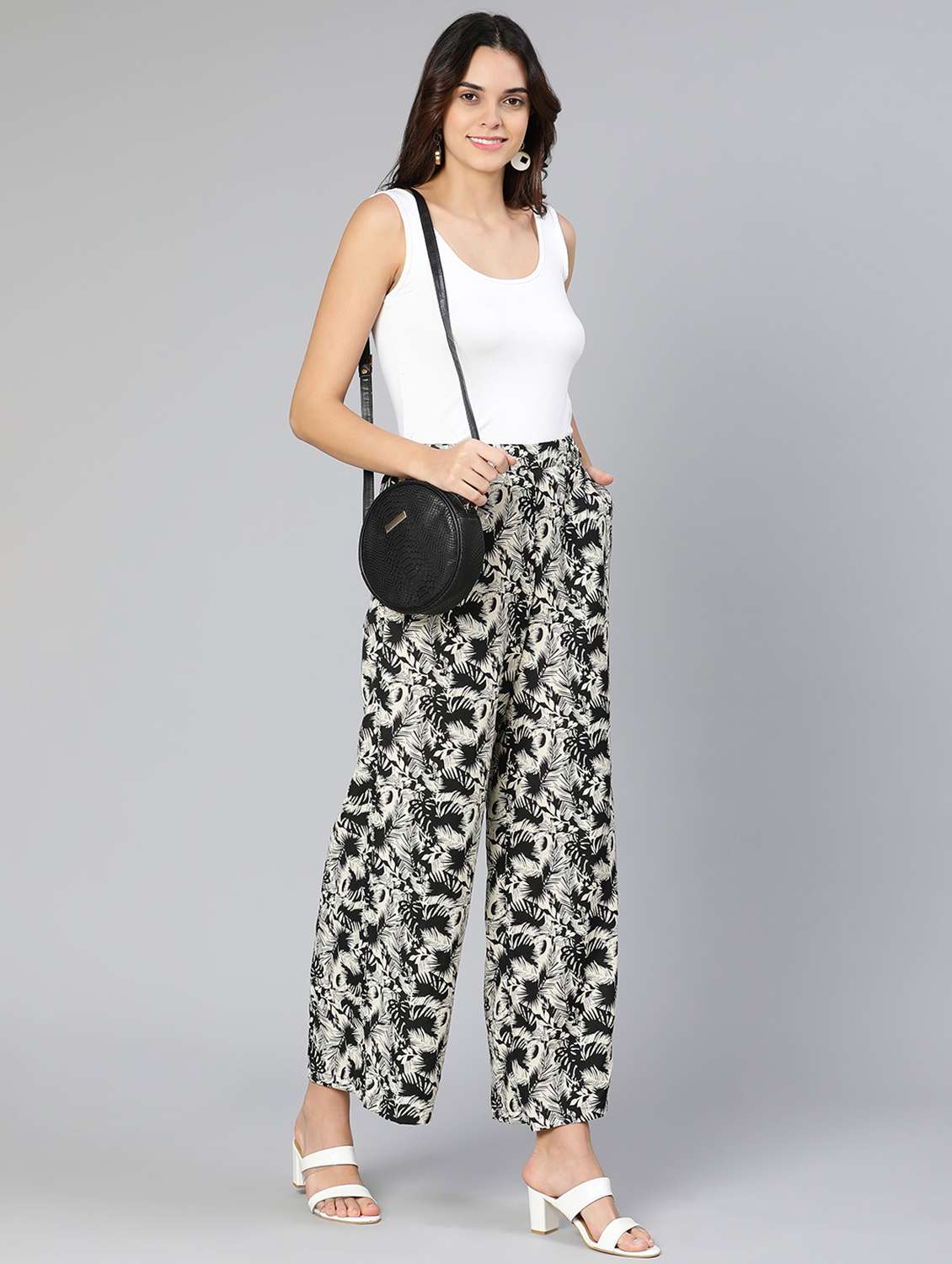 printed flat front trouser - 18412908 - Standard Image - 4