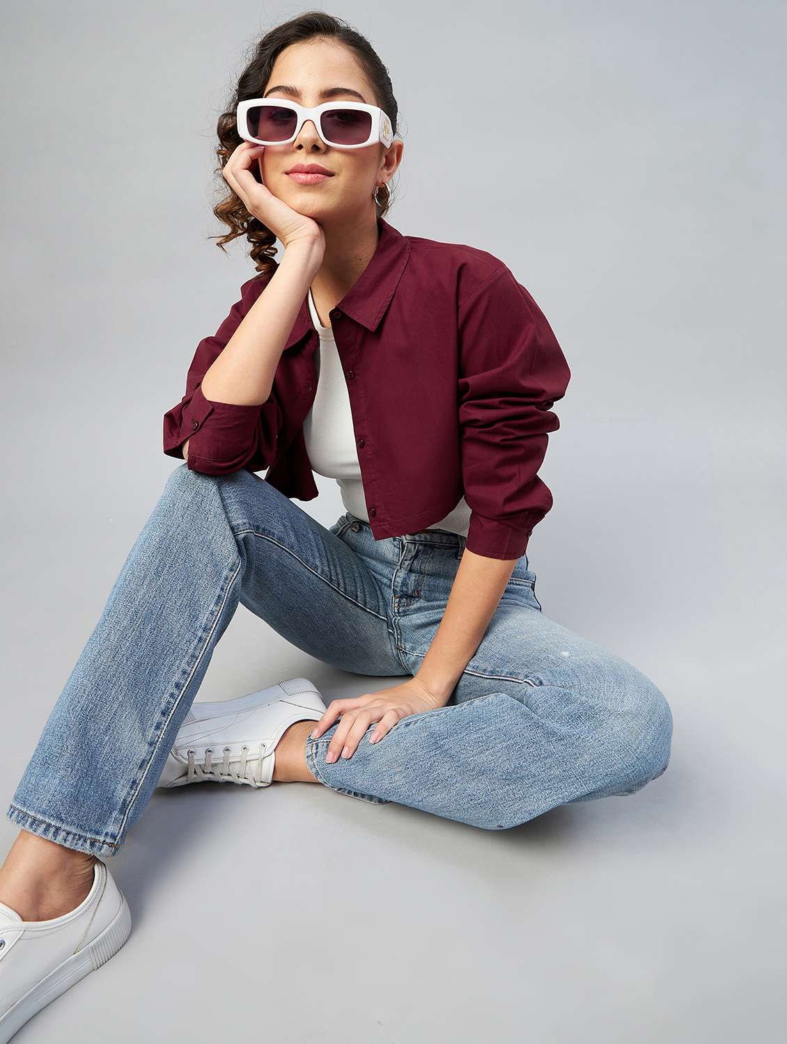 long sleeved solid crop shirt - 18413747 - Standard Image - 4