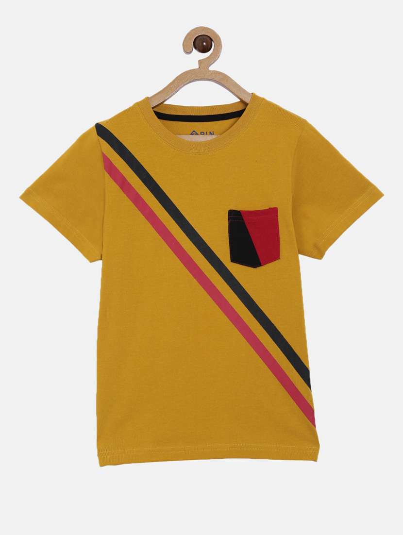 boys round neck shorts set  - 18414141 -  Standard Image - 1