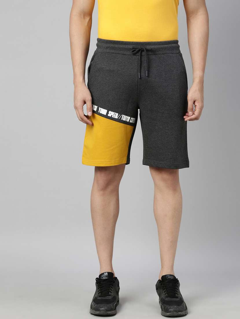 grey color-blocked short