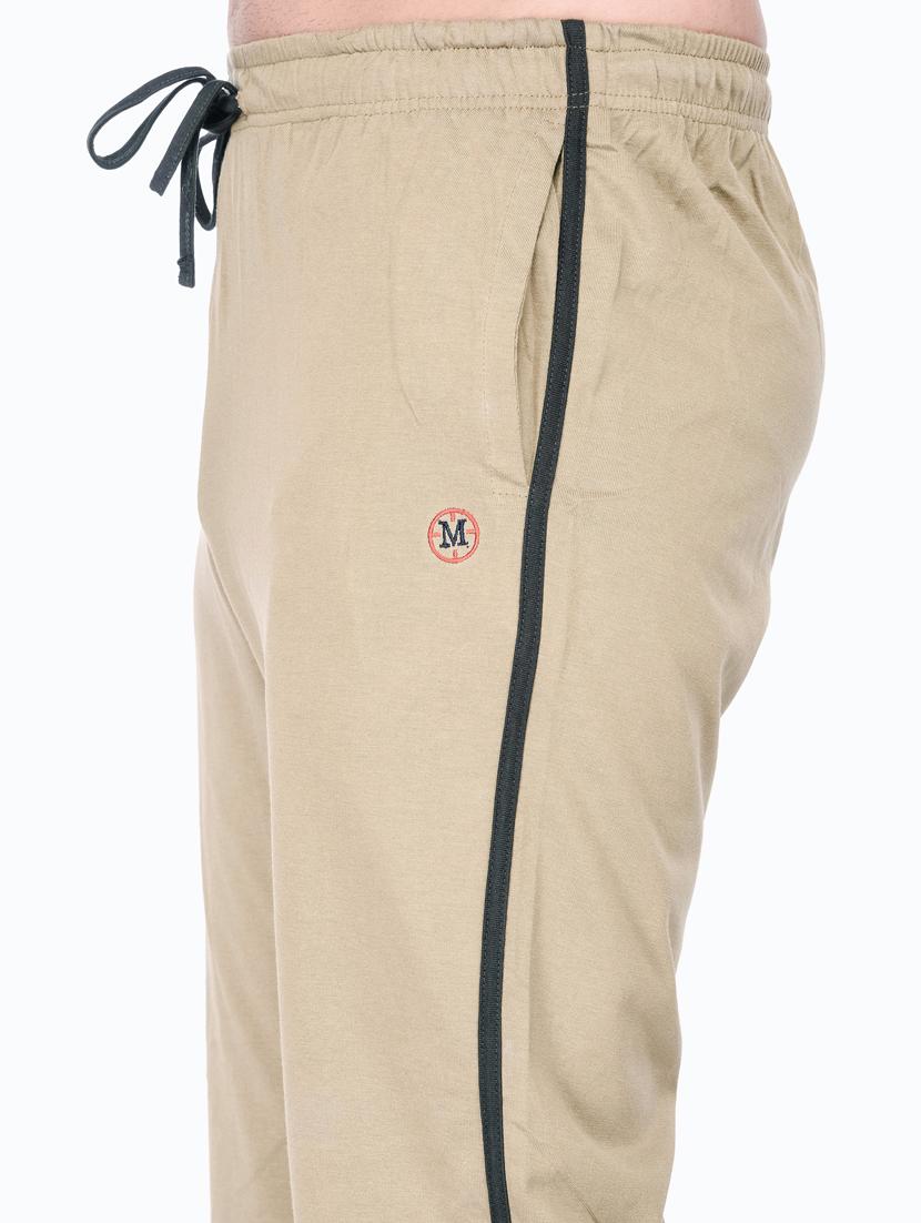 beige solid bermuda short - 18416818 - Standard Image - 4