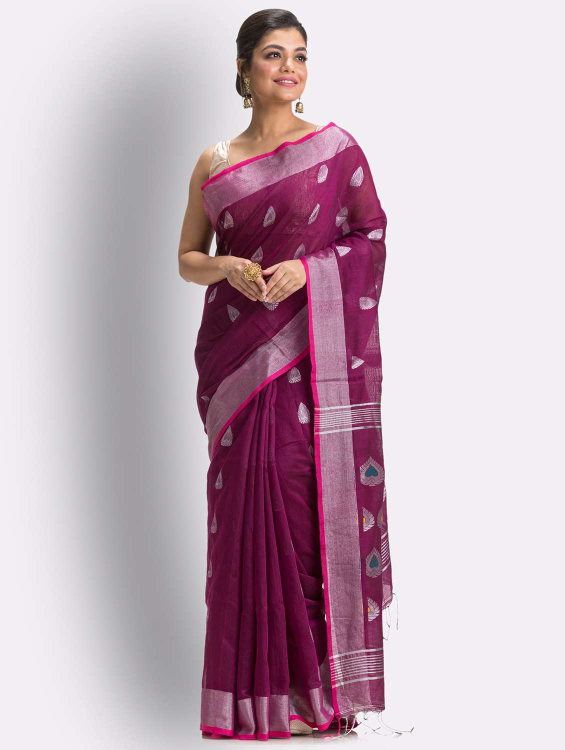 women's self design magenta colored saree with blouse