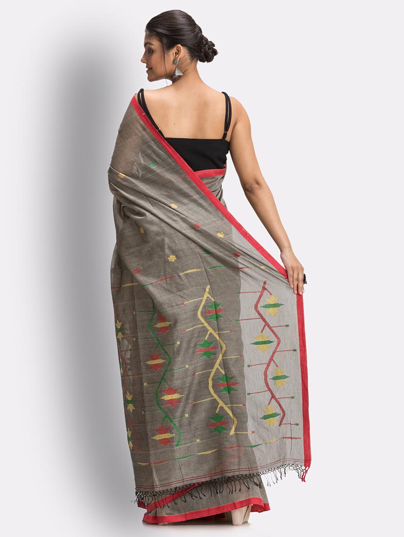 grey handloom saree with blouse - 18416960 - Standard Image - 4