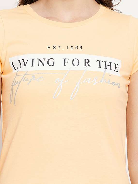 round neck graphic tee - 18417238 -  Standard Image - 4