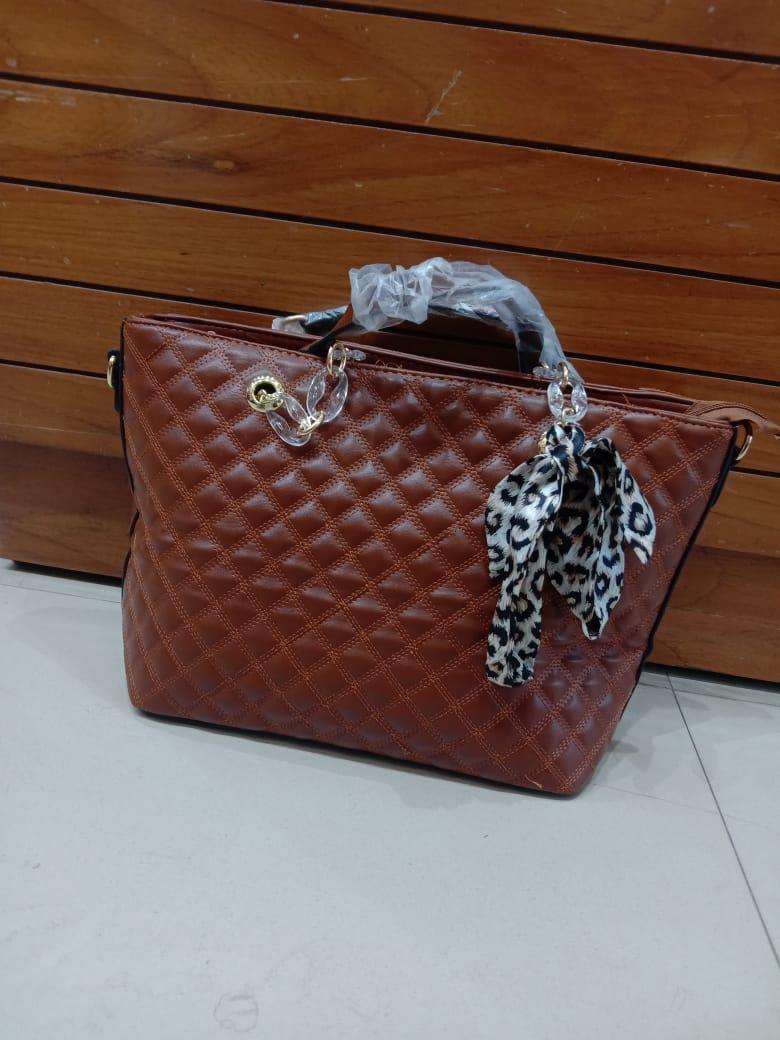 ladies hand bags - 18418577 - Standard Image - 1