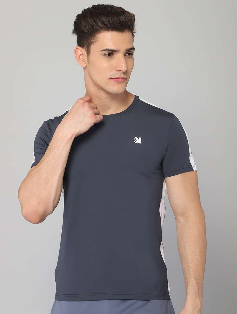 grey solid t-shirt