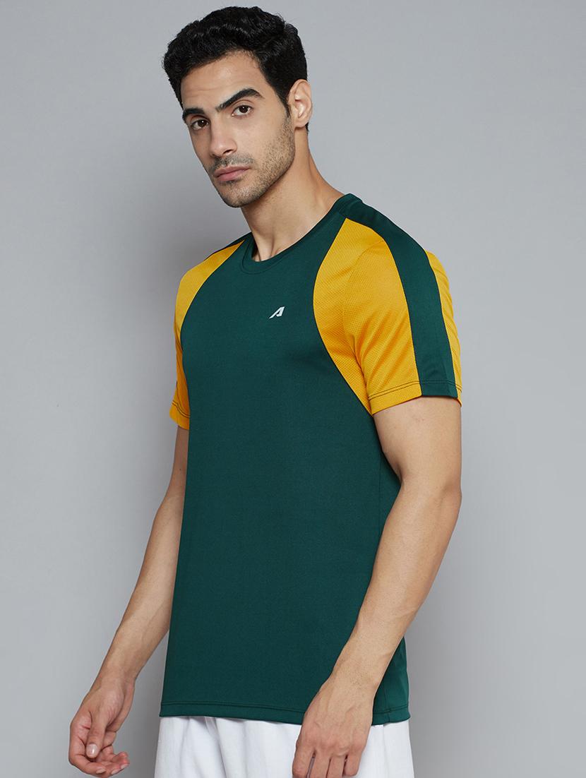 green color-blocked t-shirt - 18420178 - Standard Image - 1