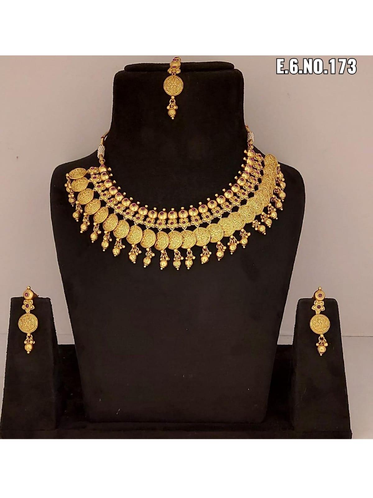 necklace earring set - 18420499 - Standard Image - 1