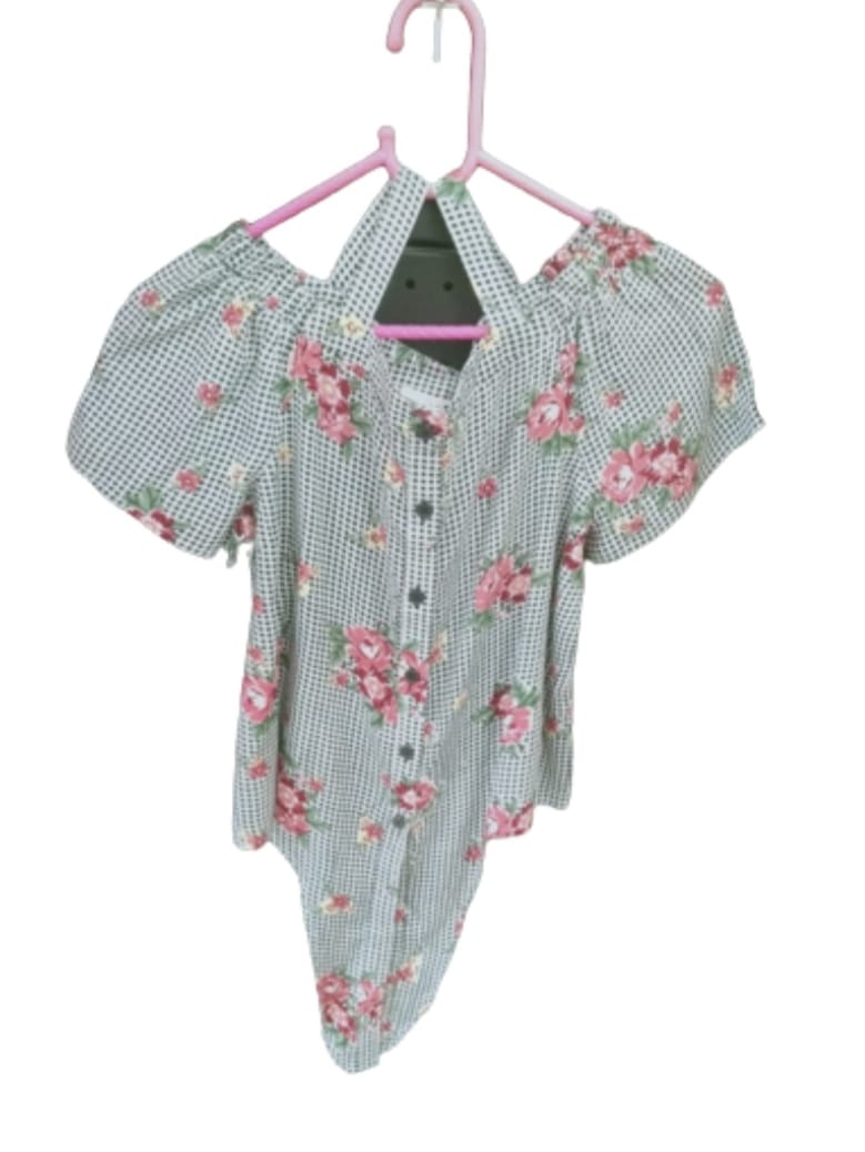 girl printed top - 18425141 - Standard Image - 1