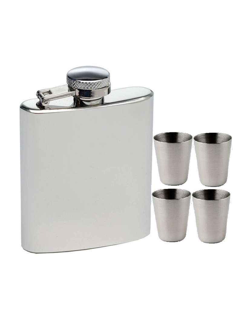 dynore hip flask 8 oz with 4 shot glasses 5 - piece bar set (stainless steel)