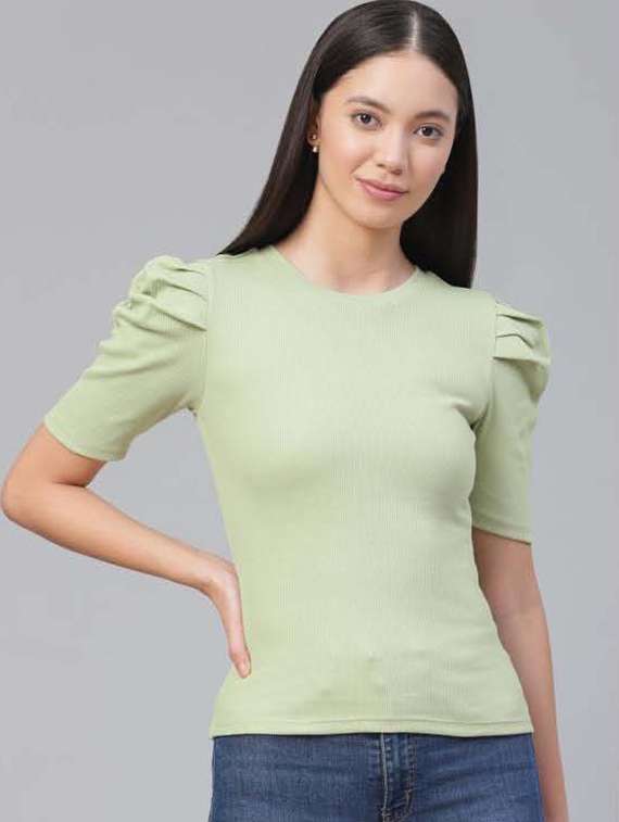 women's straight crew neck top