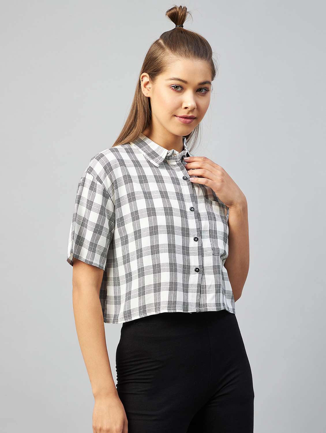 straight hem checkered crop shirt