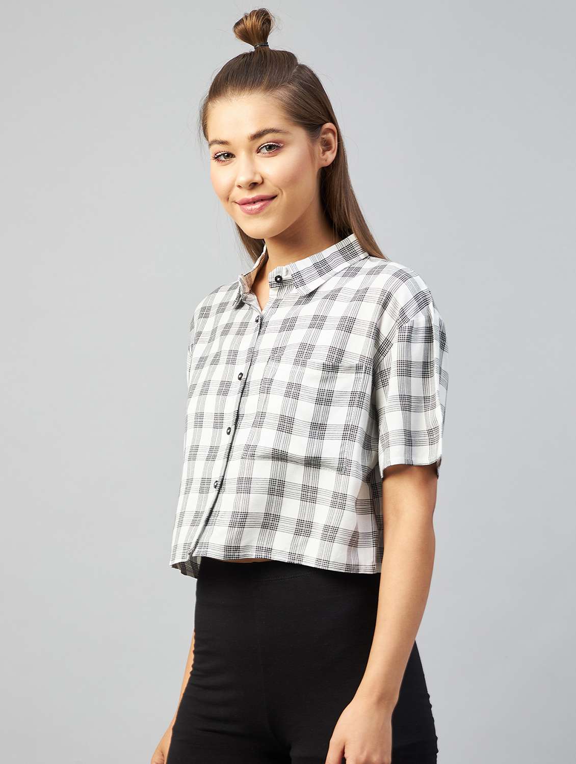 straight hem checkered crop shirt - 18426979 -  Standard Image - 1