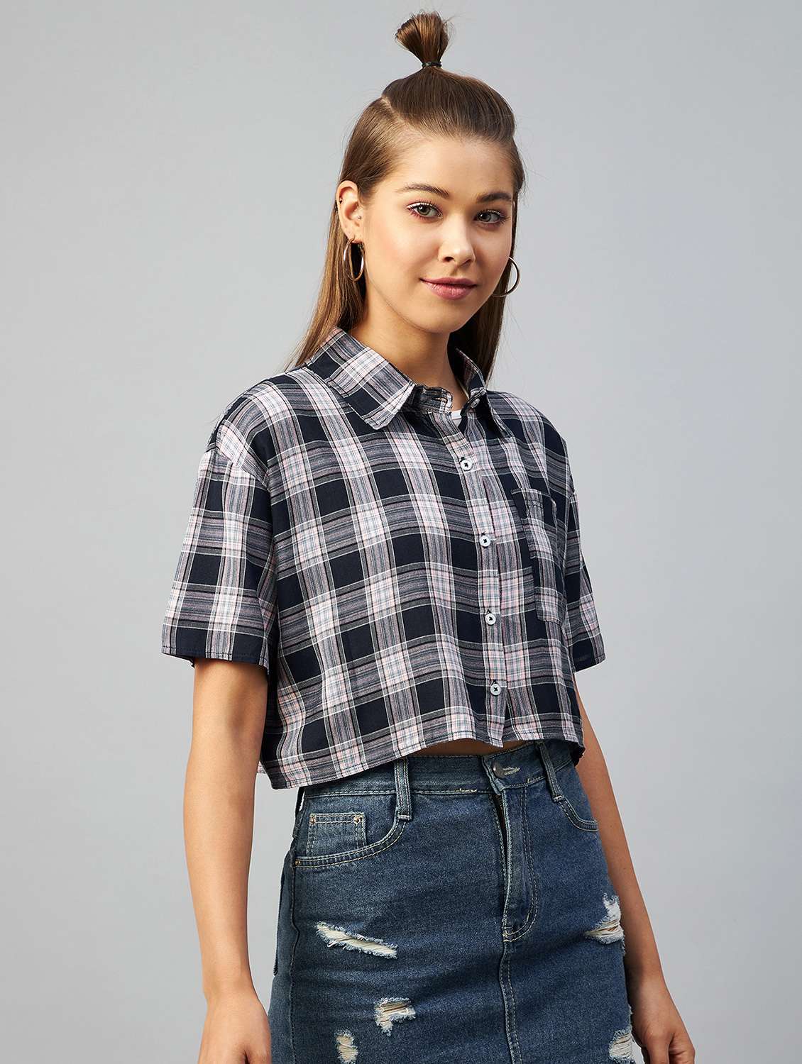 straight hem checkered crop shirt