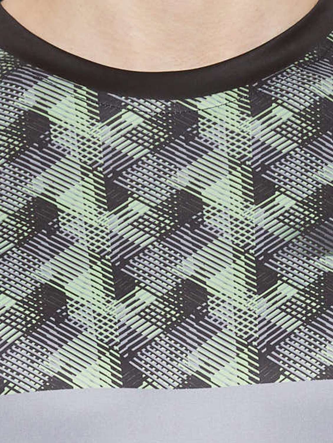 black printed t-shirt - 18430026 - Standard Image - 4