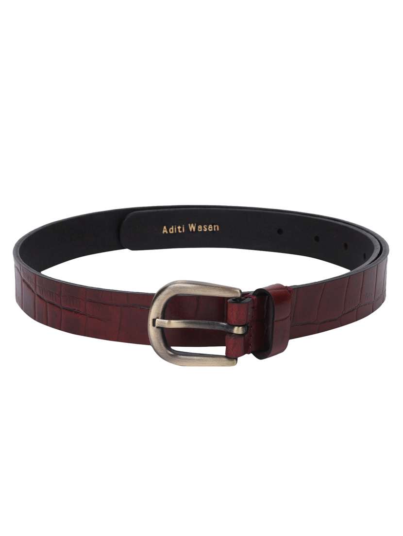 men red belt - 18431614 -  Standard Image - 1