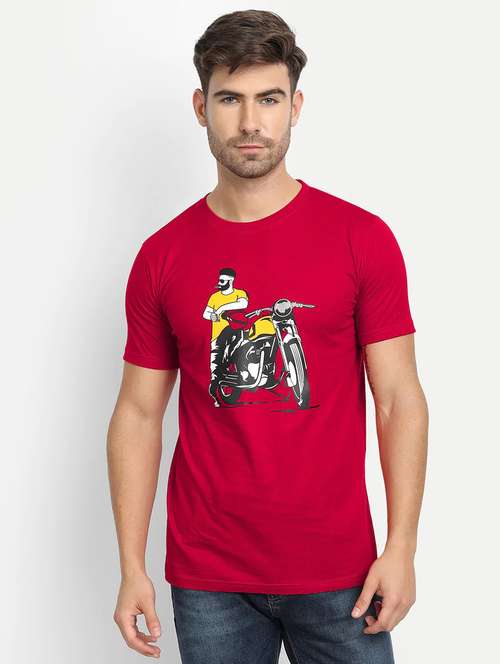 red chest-printed t-shirt - 18432037 -  Standard Image - 0