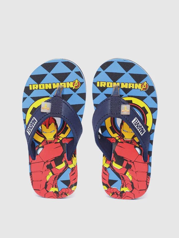 kids daily use slippers  - 18435179 -  Standard Image - 1