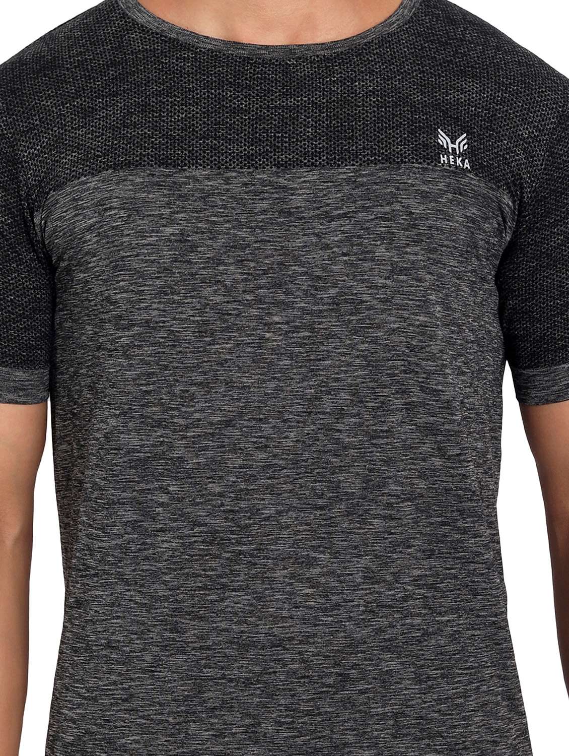black chest-printed t-shirt - 18436325 -  Standard Image - 4