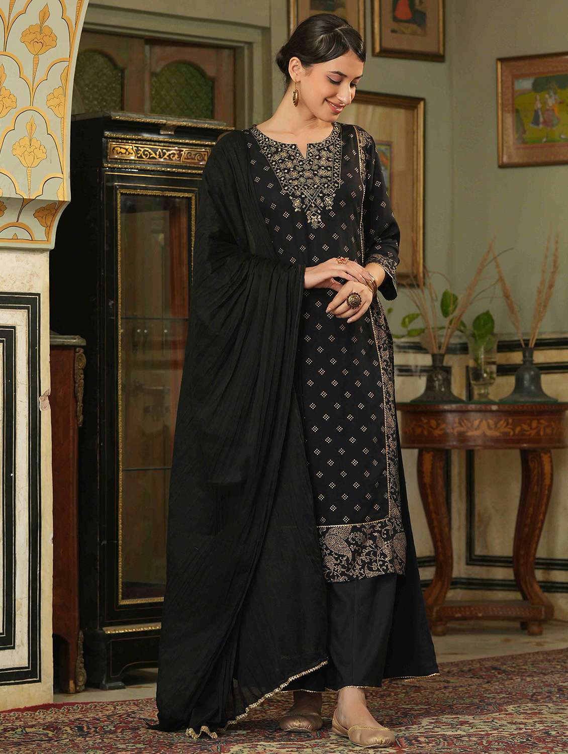 women yoke embroidered printed kurta palazzo set with dupatta 