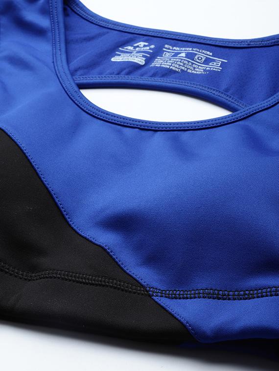 blue color-blocked sports bra - 18440801 - Standard Image - 4