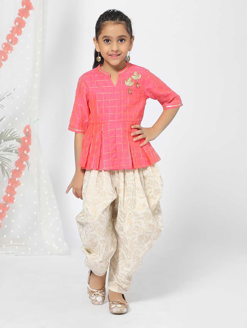 pink checkered fusion set 