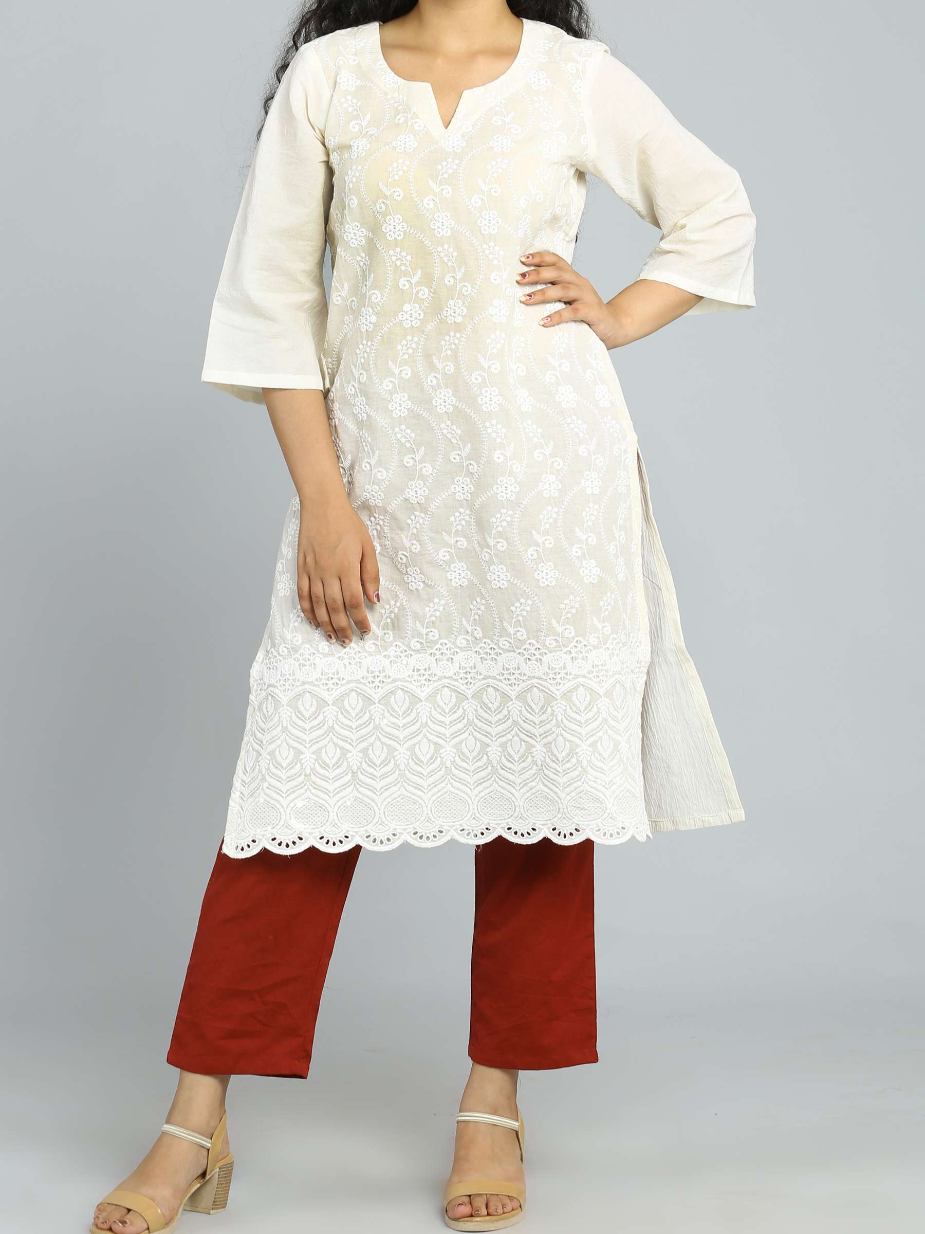 ethnic white kurti & maroon pant  - 18446239 -  Standard Image - 1