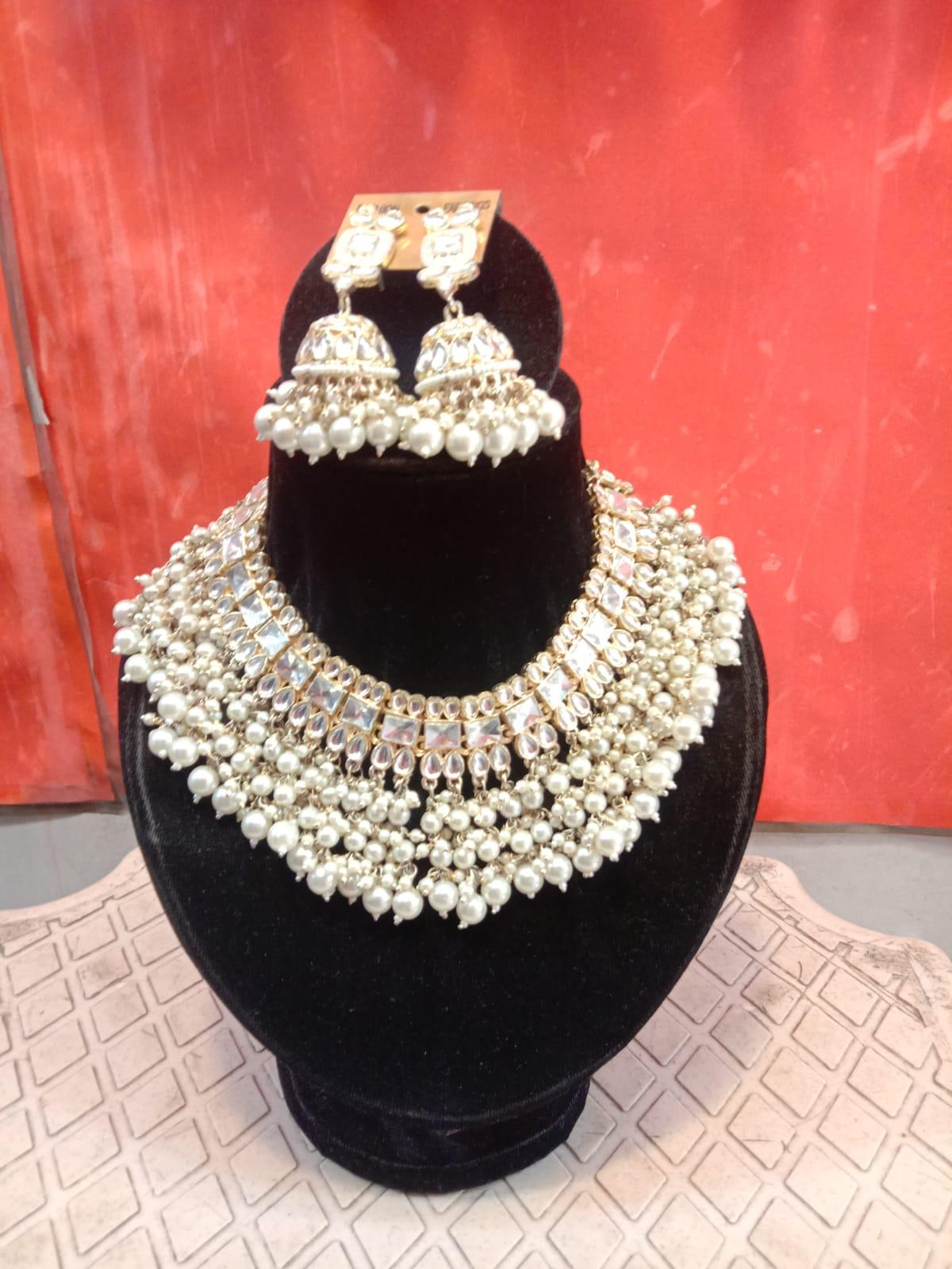 kundan and stone studded choker necklace with earring - 18447550 -  Standard Image - 1