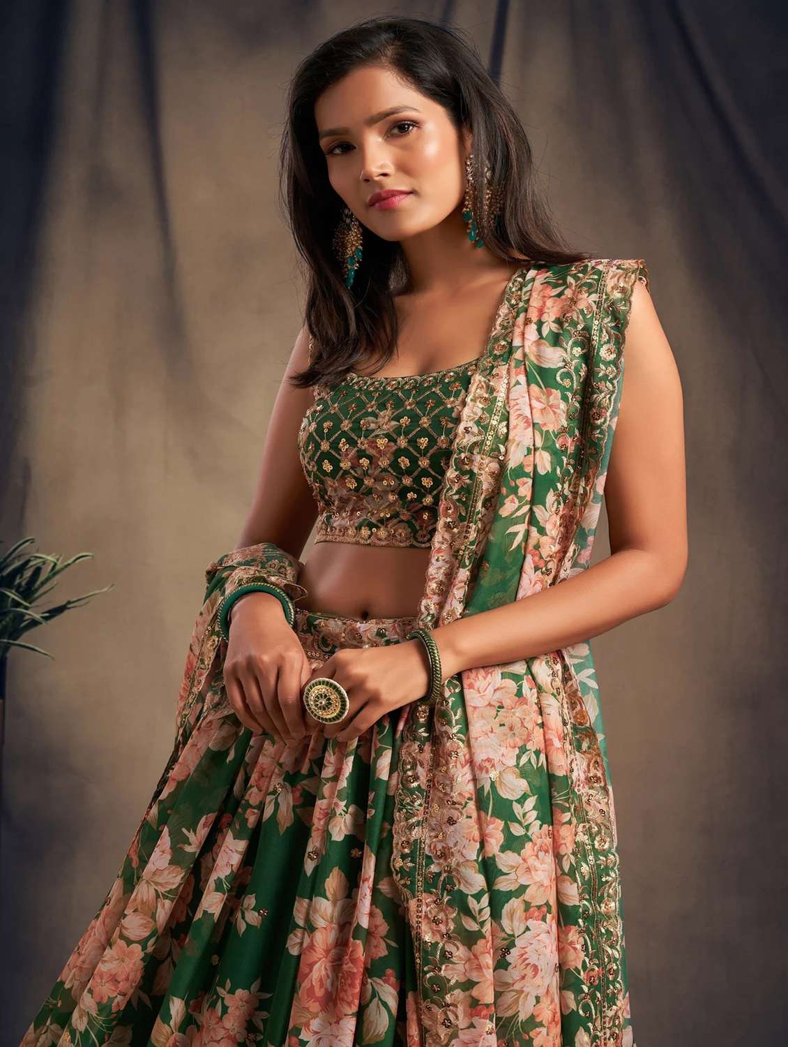 green embroidered semi-stitched flared lehenga choli set with dupatta - 18448696 -  Standard Image - 4