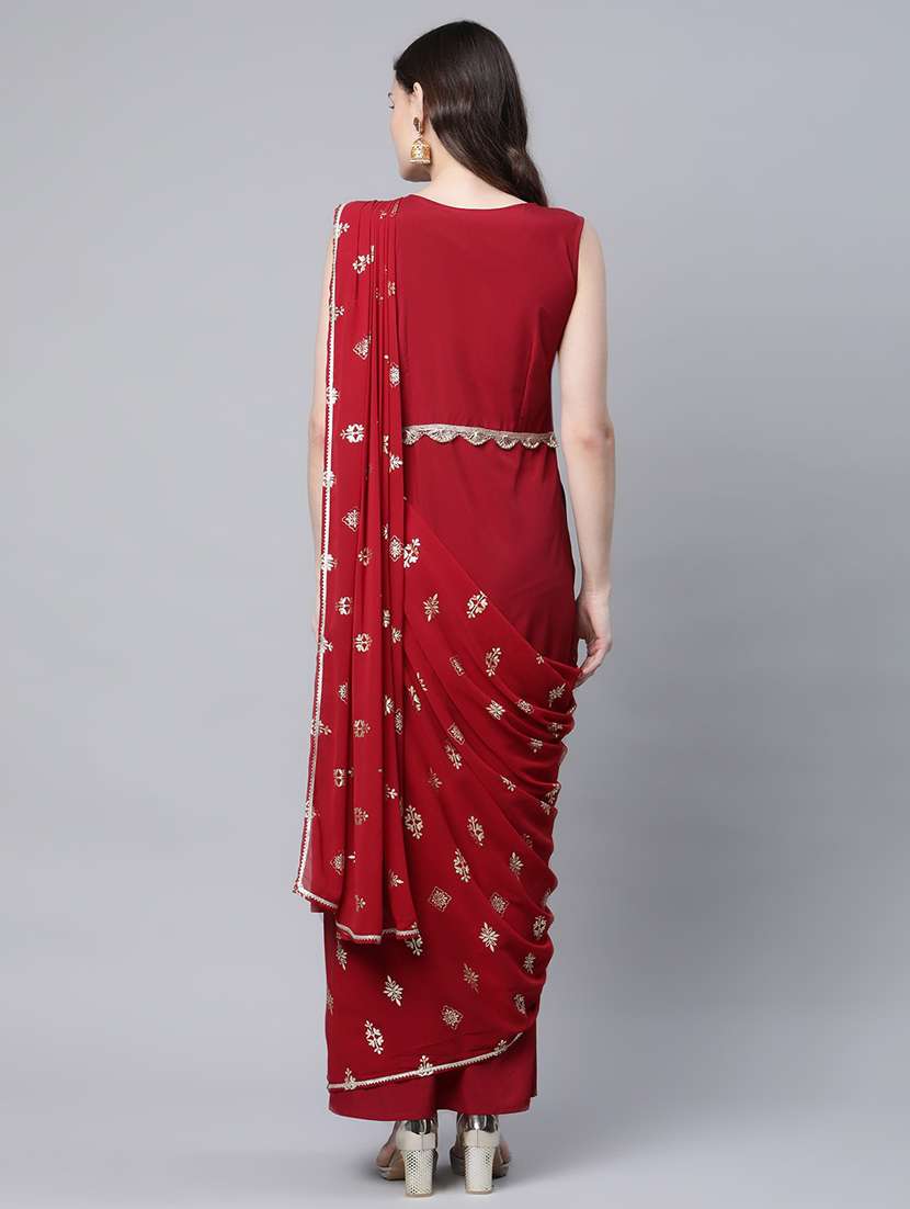 lace detailed foil print draped saree  with blouse - 18449028 -  Standard Image - 4