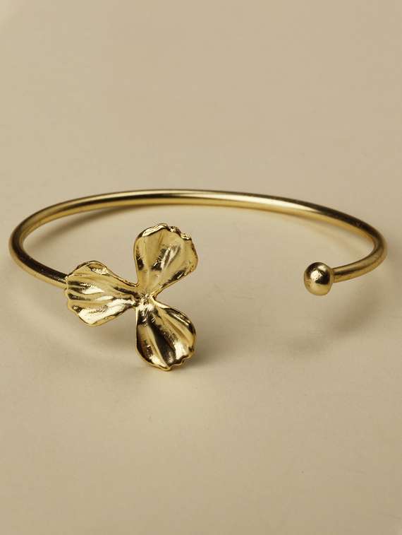 fresh orchid bracelet
