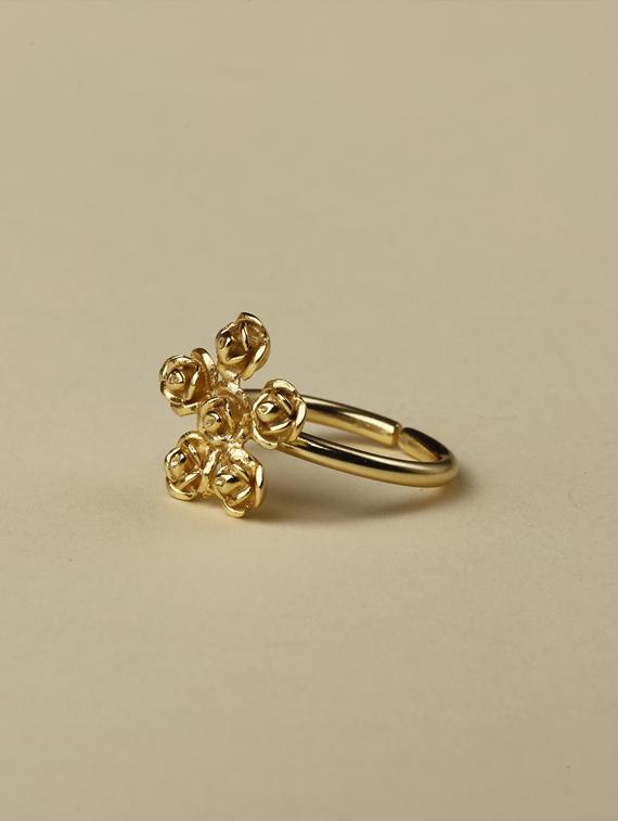 flower statement ring - 18449986 -  Zoom Image - 0