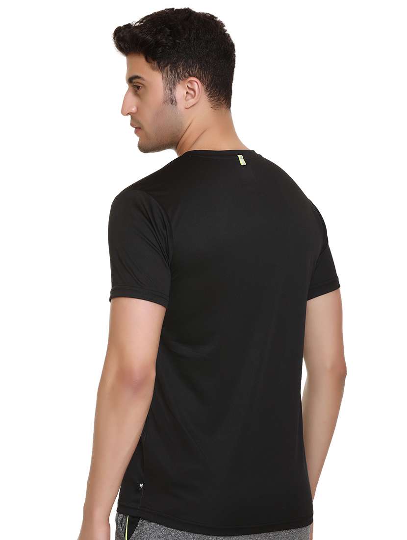 black chest-printed t-shirt - 18450020 - Standard Image - 1