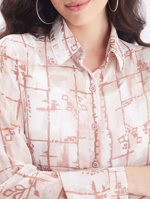long sleeved printed shirt - 18461200 - Standard Image - 4