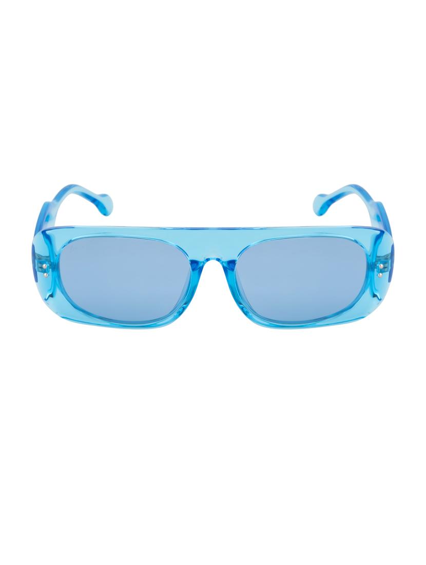 lyon square in blue sunglasses - 18462463 - Zoom Image - 0