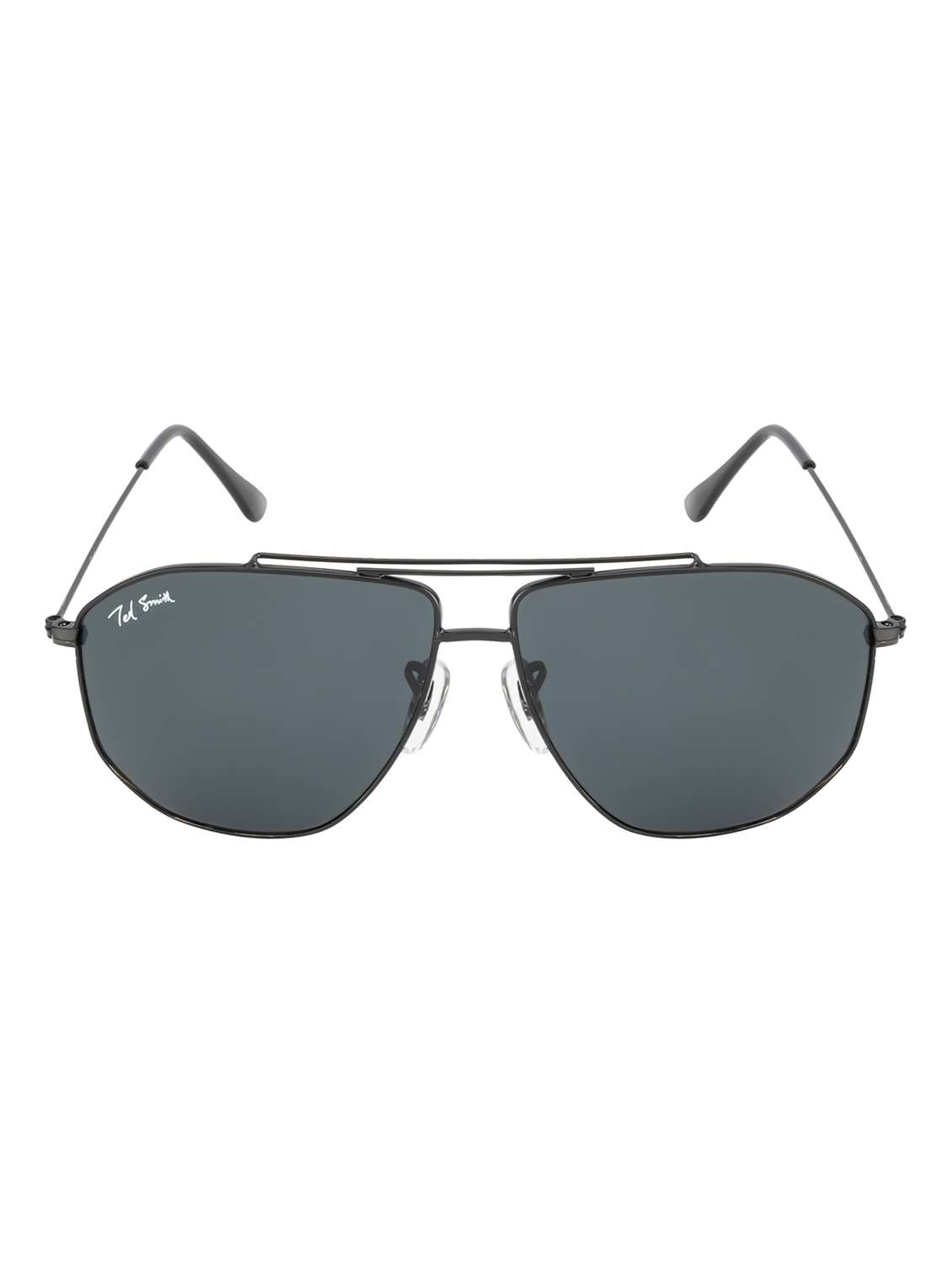 celeste aviator in grey sunglasses 