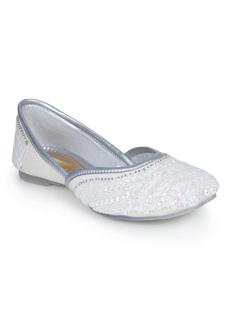 women white slip on mojari - 18463233 - Standard Image - 1
