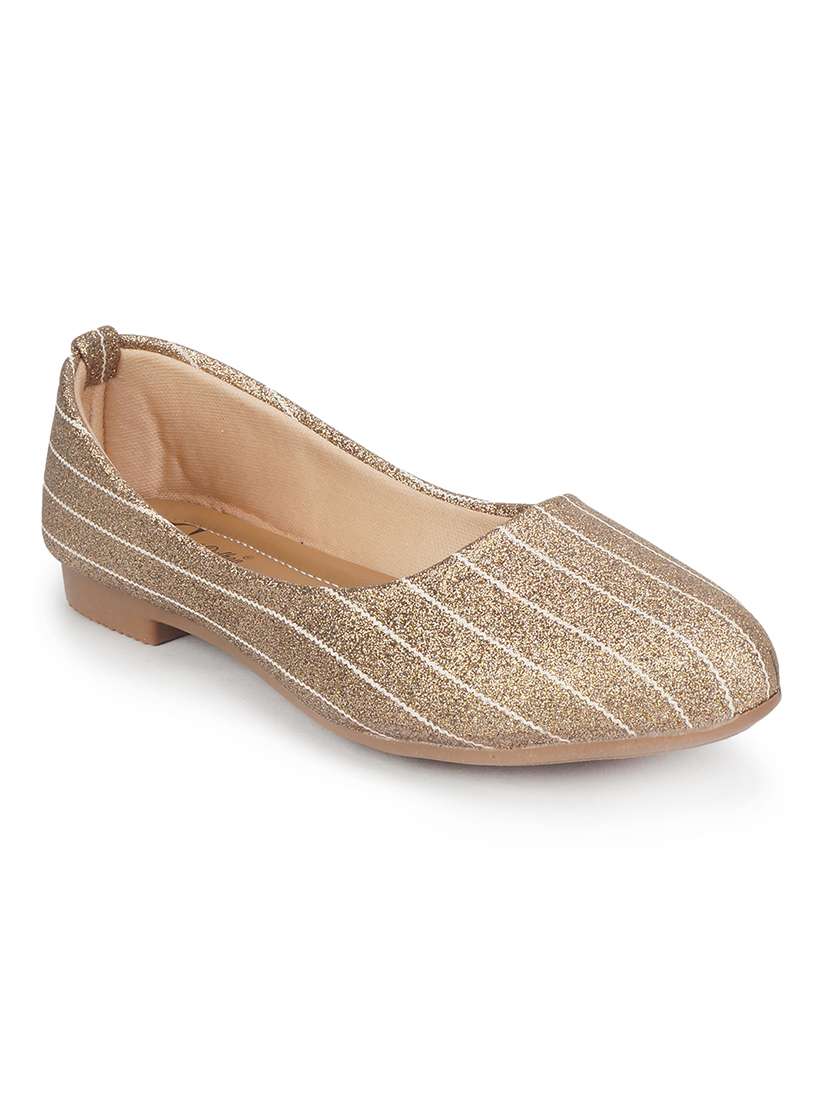 brown slip on mojari - 18463309 -  Standard Image - 1