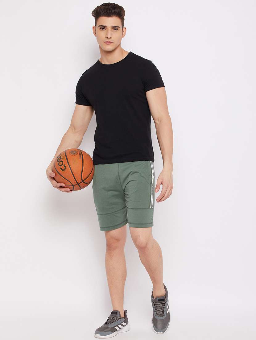 green solid short - 18466033 -  Standard Image - 4