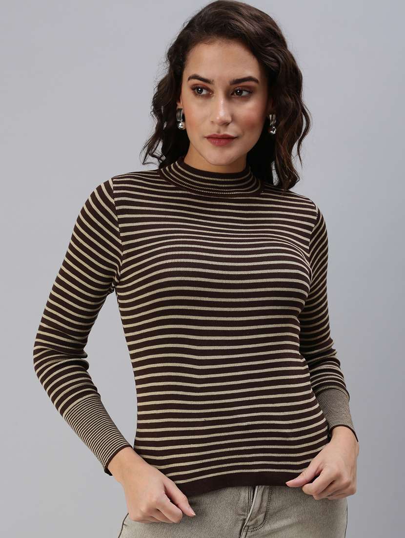 women's straight crew neck top