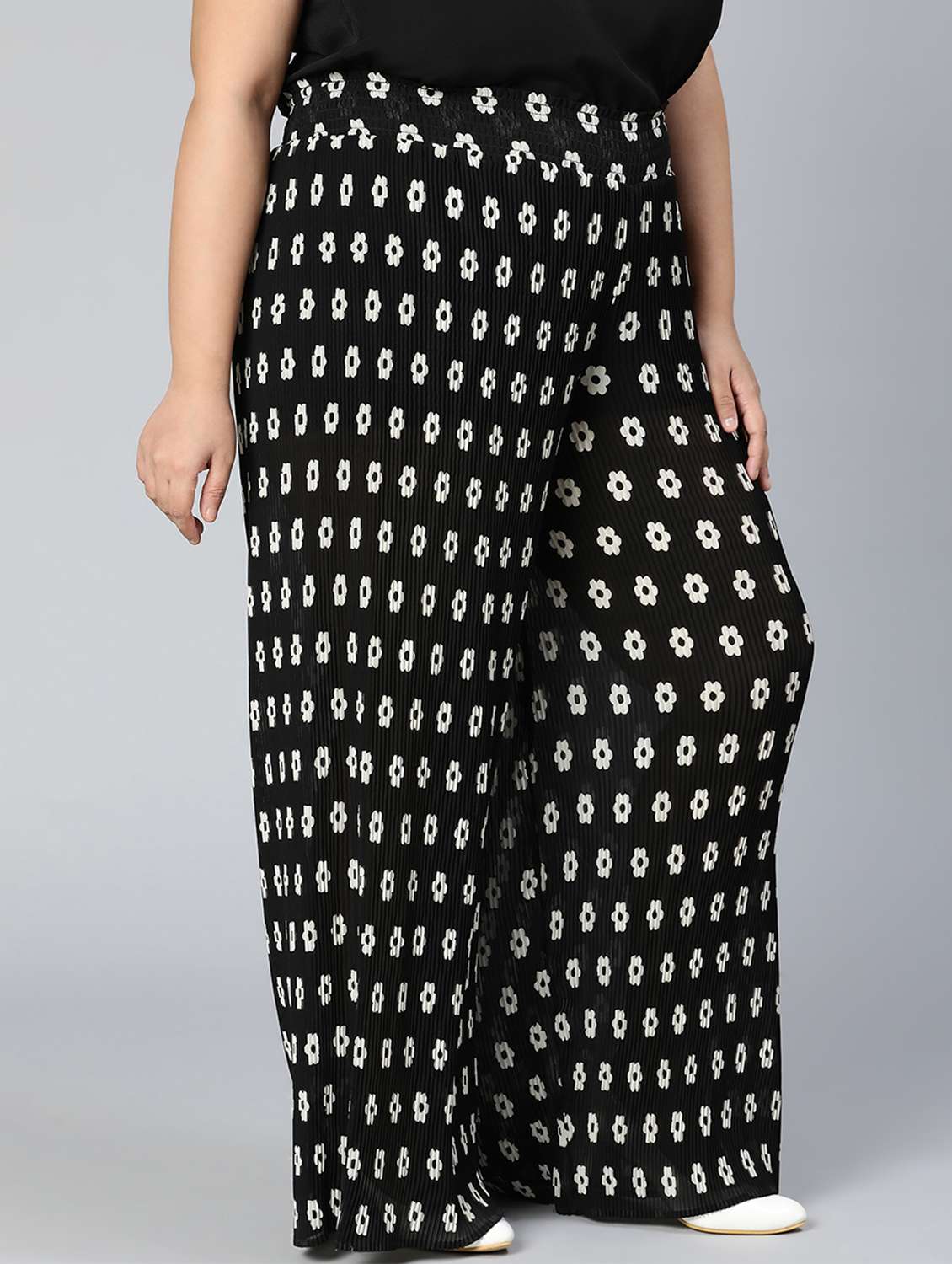 mid rise floral plus trouser  - 18471009 -  Standard Image - 1