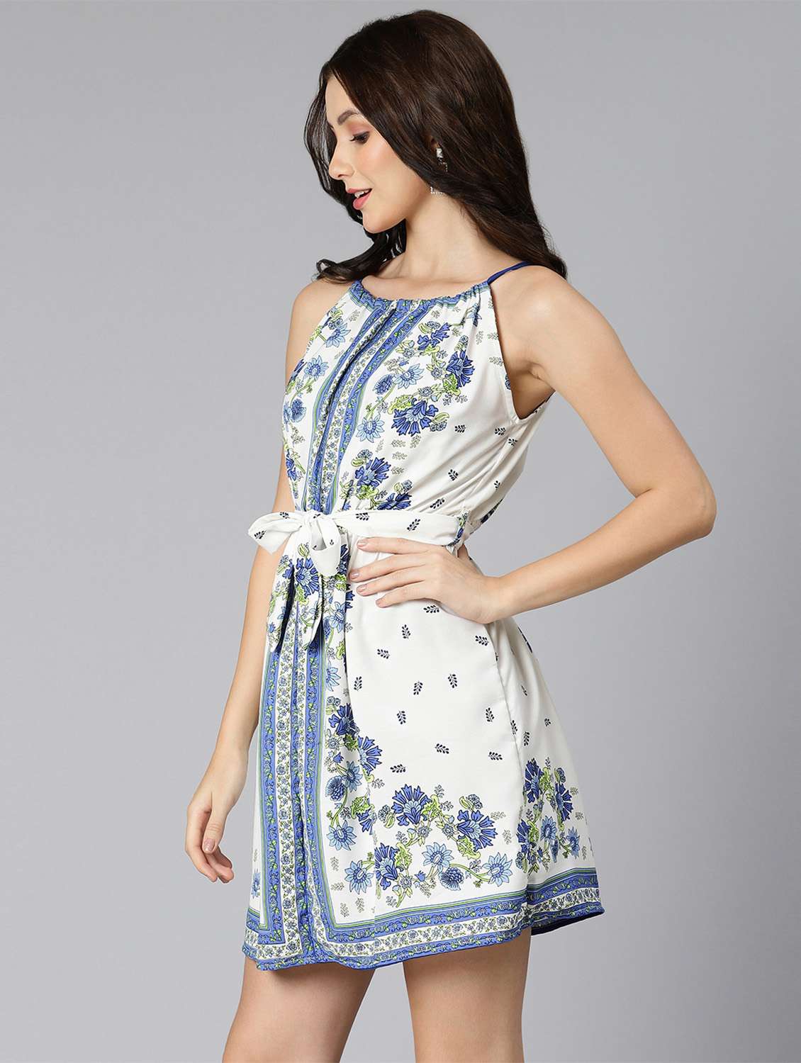 women's  floral dress - 18471032 -  Standard Image - 1