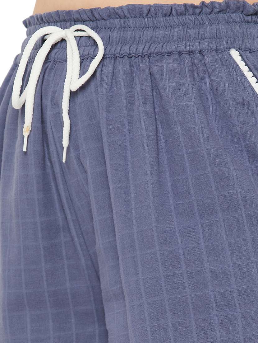 draw-string checkered short - 18471157 - Standard Image - 4