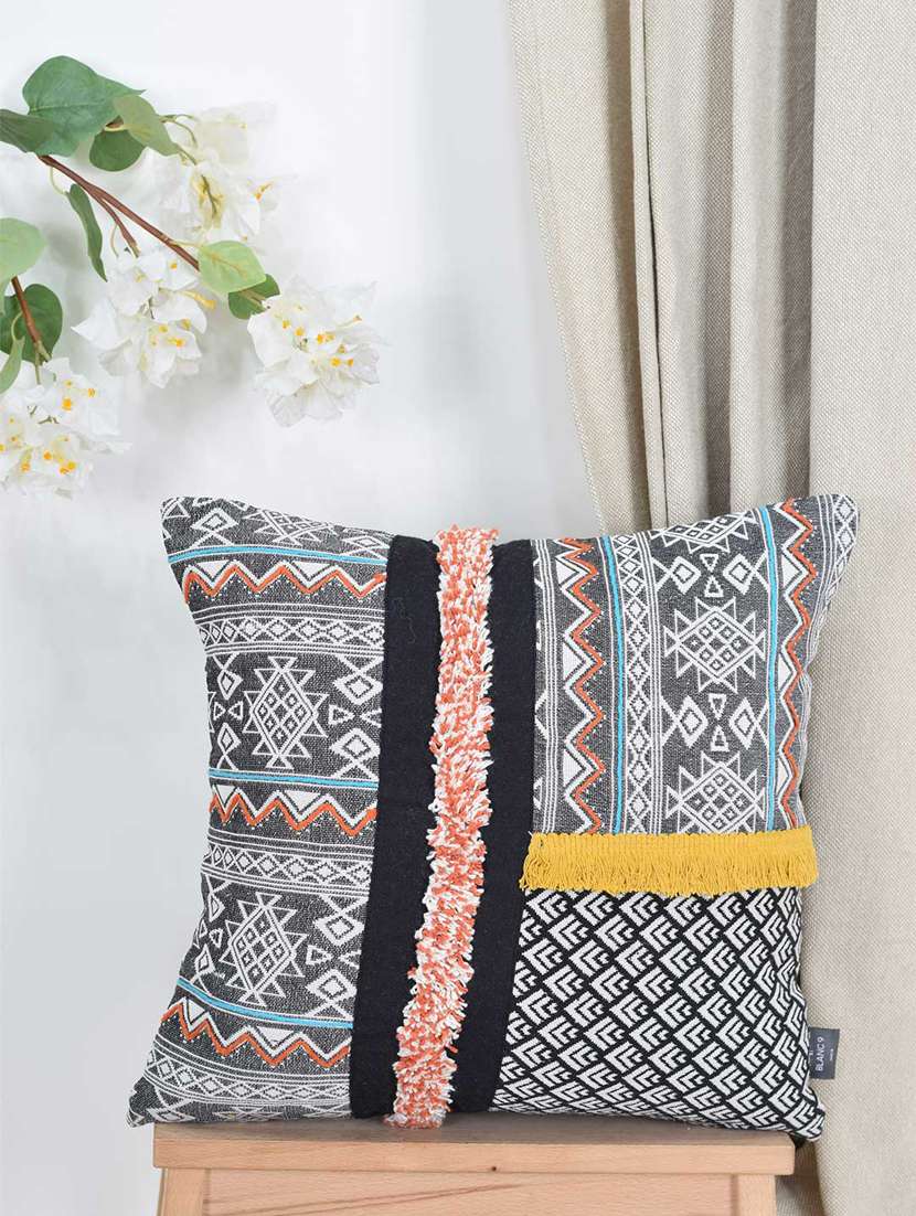 blanc9 art of village cushion cover