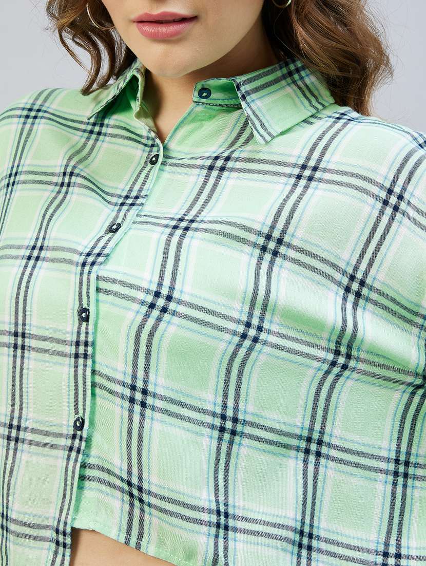 women checkered crop shirt - 18473365 -  Standard Image - 4
