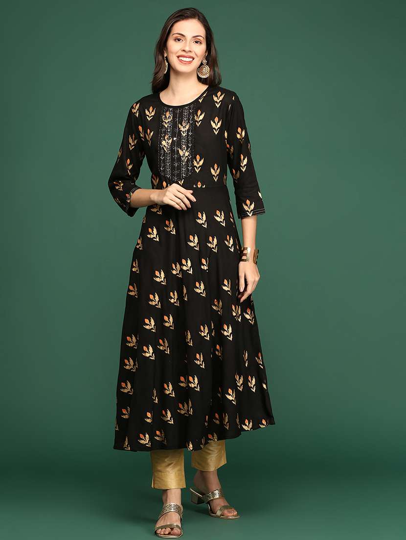 women's flared kurta
