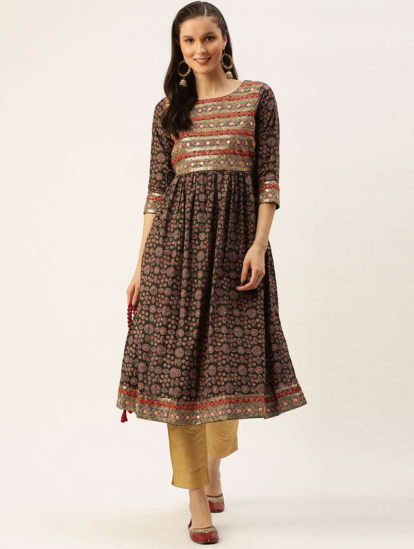 women's flared kurta