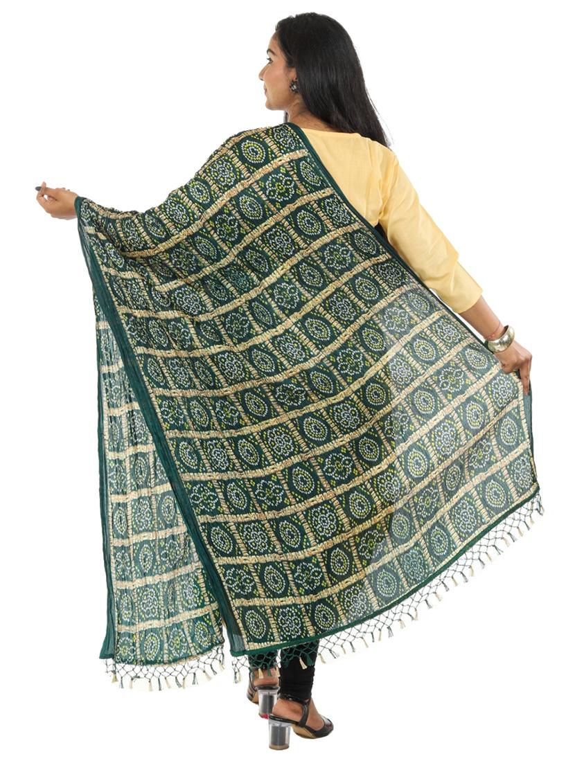 green bandhani print dupatta - 18498280 -  Standard Image - 1