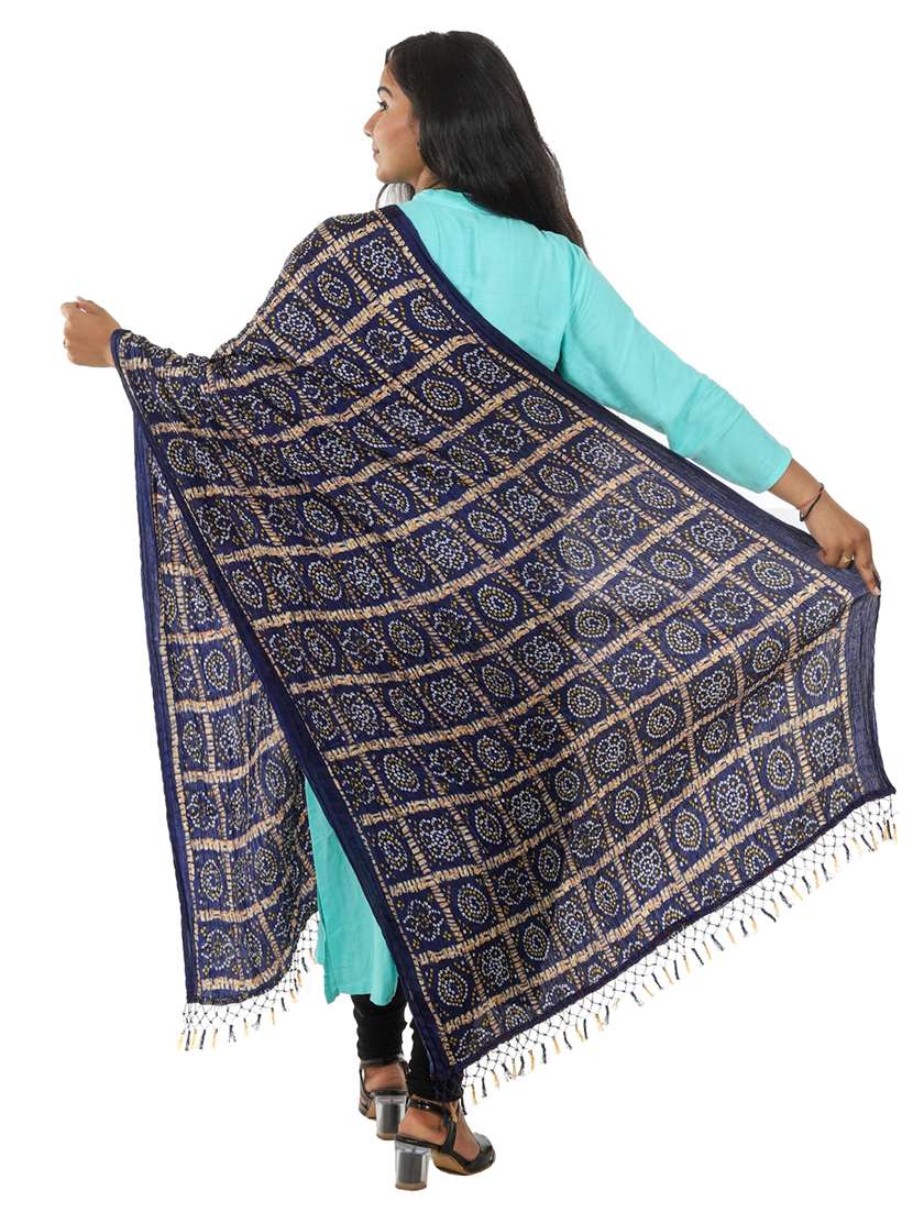 navy blue bandhani print dupatta - 18498284 - Standard Image - 1