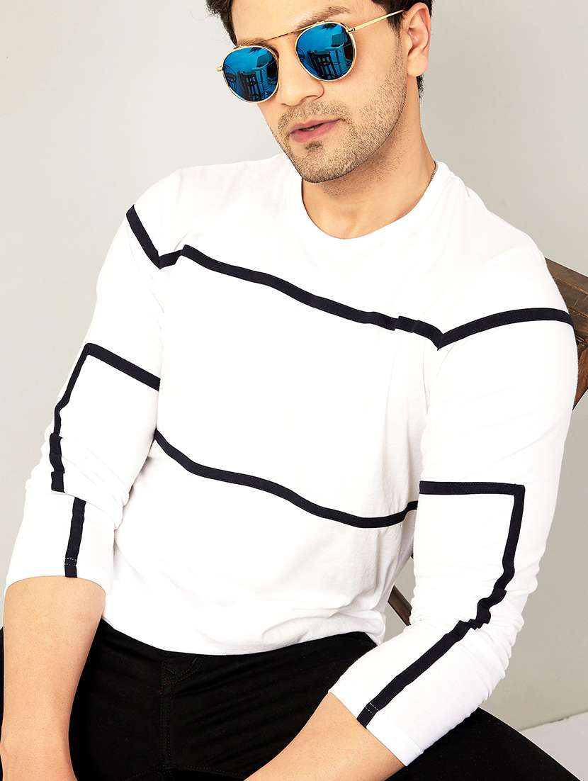 white contrast striped casual t-shirt  - 18507478 -  Standard Image - 1